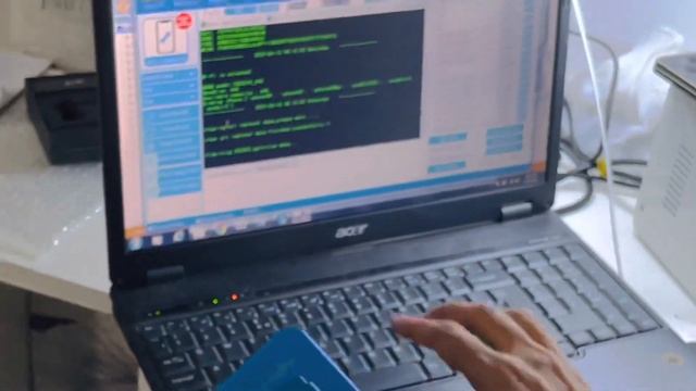 iPhone xsmax no display after logo And gose yo menu pgone on but no display resolved ✅ смотреть онлайн