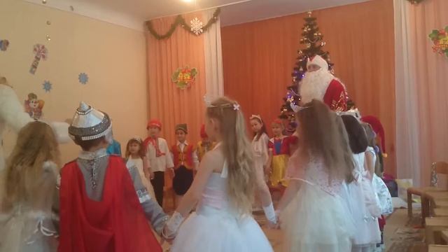 селена смотреть онлайн