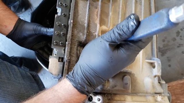 MERCEDES 722.9 7G Transmission How To Remove Conductor Plate, Valve Body And Solenoids