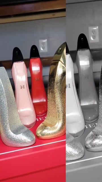 OBSESSED with Carolina Herrera смотреть онлайн