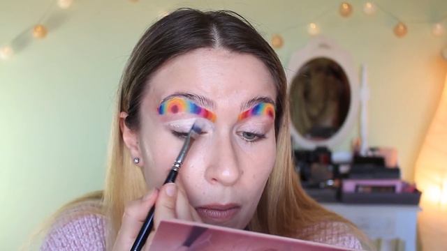 TIE DYE MAKEUP TUTORIAL | Instagram Eyeshadow Trend 2020 | *TRENDY* смотреть онлайн
