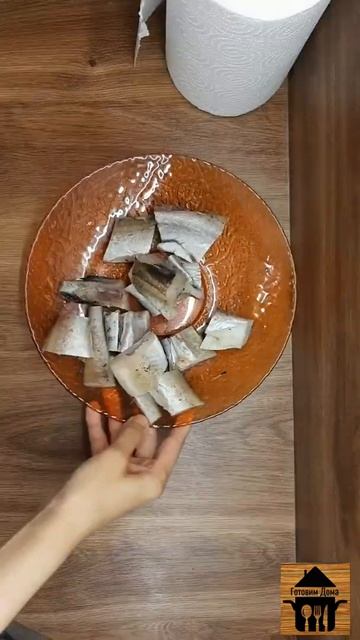 Готовим вкусно рыбку на обед и ужин. Минтай запечённый #short смотреть онлайн