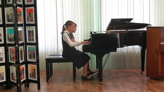 Скарабей за работой смотреть онлайн