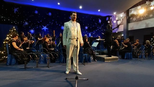 Павел Гришин. "Тост Орловского" из оперетты И.Штрауса "Летучая мышь". 26.12.23 смотреть онлайн