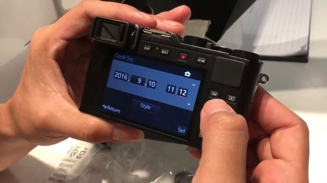 ( PHOTOGRAPHY ) UNBOXING BUYING LEICA D LUX 109 & GOOD BYE LEICA X 1 JAKARTA STORE INDONESIA