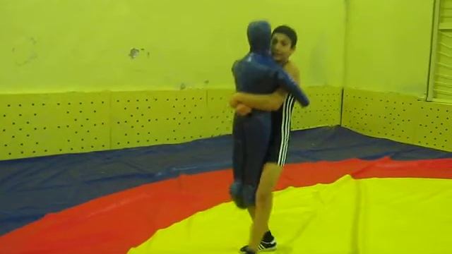 прогиб от МИХИ смотреть онлайн