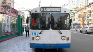 Троллейбус ЗиУ-682Г [Г00] борт. №187 маршрут №35 на остановке «Авиационная»