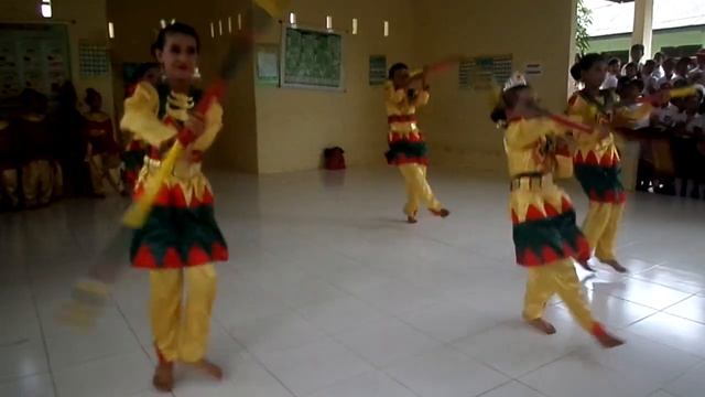 SD 2 Koba Juara III Seni Tari FLS2N SD Tk. Kab. Bangka Tengah tahun 2014 смотреть онлайн