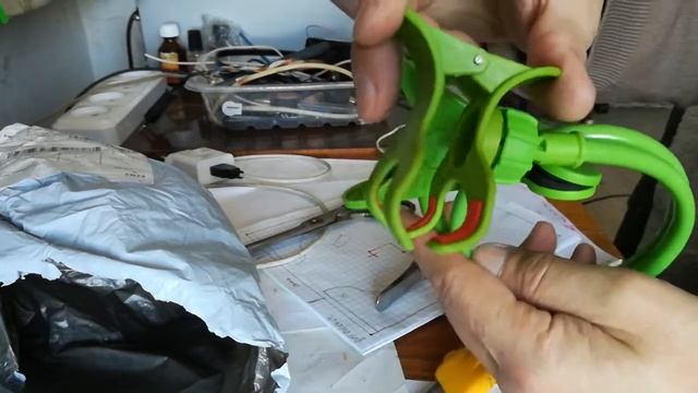 штатив-рука для смартфона смотреть онлайн