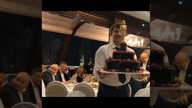 Николай Дроздов зажигает на дне рождения Никаса Сафронова смотреть онлайн