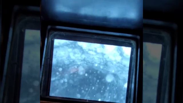 Camera Goes Down a Water Well, What it looks like under the ground. Awesome Footage! смотреть онлайн