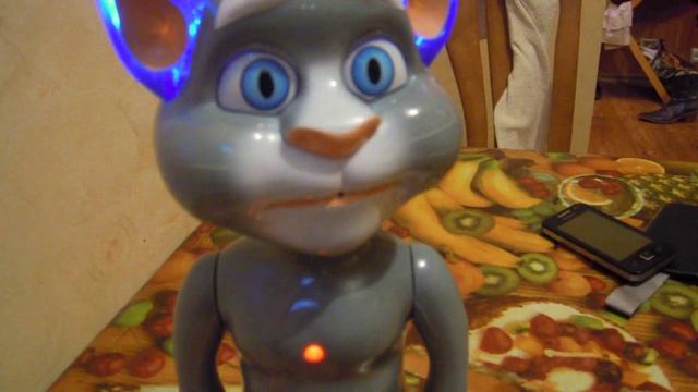 Говорящий кот ТОМ смотреть онлайн