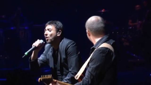 Gigi Finizio - E c'è una cosa che non sai (Live) смотреть онлайн