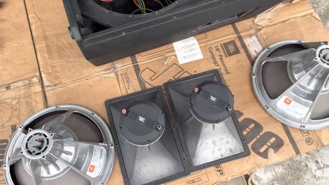 Loa jbl 715 Made in Usa đời cao đẹp như mới Alo 0971998555 смотреть онлайн