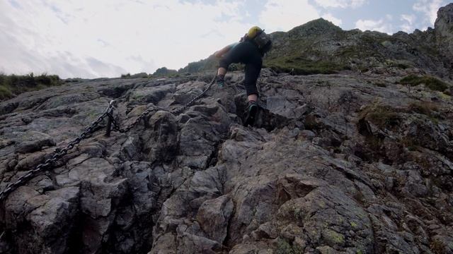 Zawrat i Szpiglasowy z Doliny 5 stawów смотреть онлайн