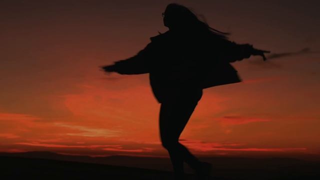 Hande Yener - Dön Bana (Altyapı) ✓ смотреть онлайн