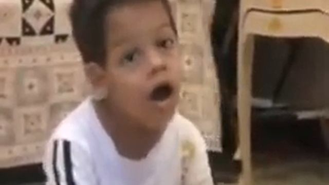 18=09 09 sit on floor смотреть онлайн