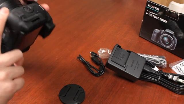 Fuji Guys - HS50EXR Part 2/3 - Unboxing смотреть онлайн