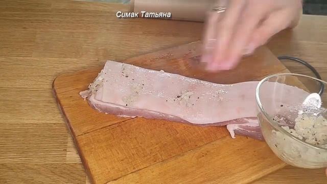 Грудинка запеченная В ДУХОВКЕ, сочная, нежная закуска смотреть онлайн