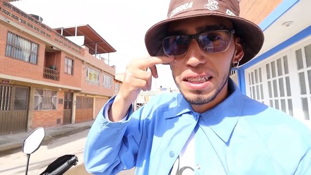 UN DIA VIVIENDO COMO EN 2012, AÑO LEGENDARIO y éramos una boleta смотреть онлайн