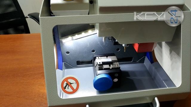 SEC-E9z mini обзор станка с ЧПУ для изготовления ключей смотреть онлайн