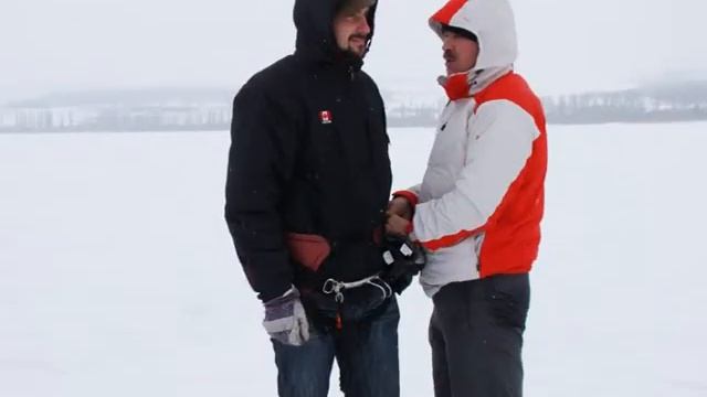 Kite_Moldova_Gidigichi_2010.01.19.avi смотреть онлайн