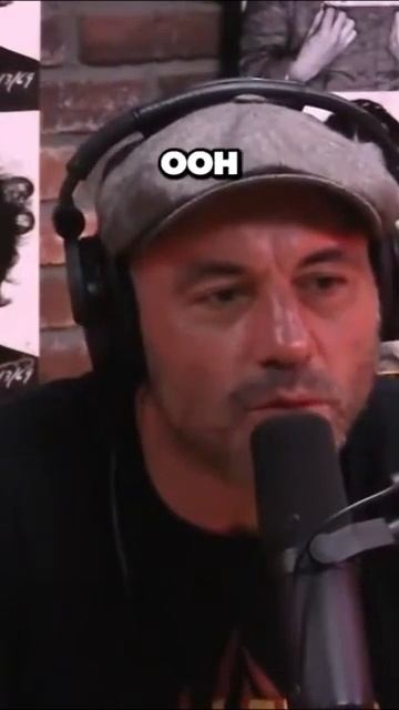 The dark side of social media comments exposed by Jamie Foxx #joeroganpodcast #shorts смотреть онлайн