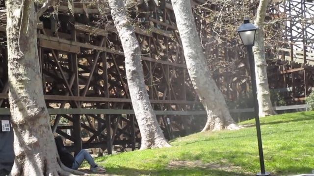 The Grizzly at California Great America. смотреть онлайн