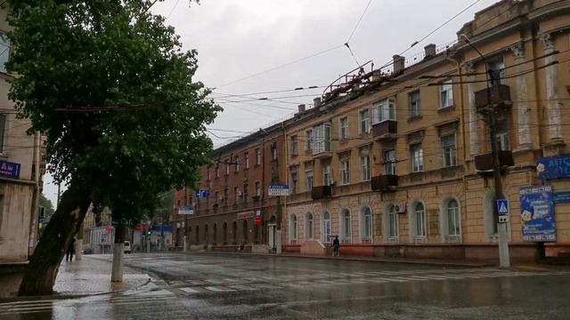Мариуполь дожди 13.08.21 Торговая, пр Мира смотреть онлайн