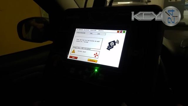 Zed-FULL - Remote - Skoda Roomster 2011 (программирование штатного Д/У) смотреть онлайн