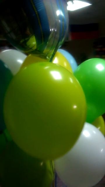 Фонтанчик из гелиевых шаров. Ставрополь! смотреть онлайн