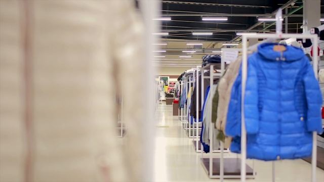 Creating New Fabric From Millions of Tons of Waste Apparel | SDG #9 смотреть онлайн