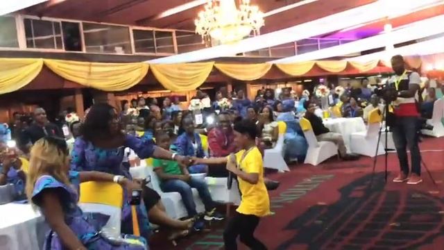 VANESSA JONES WOWS AUDIENCE @ NATIONAL THEATER смотреть онлайн