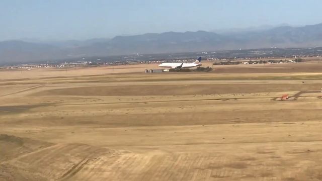 Parallel Landings at Denver IA смотреть онлайн