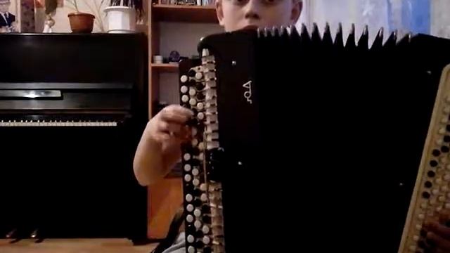 Песня во кузнице смотреть онлайн