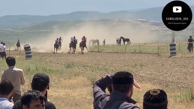 Скачки в Губден 18.06.2024. 3200 м смотреть онлайн