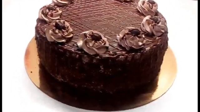 ✨🎉🍰😋🎀🎂🤩УКРАШЕНИЕ ШОКОЛАДНОГО ТОРТА. ОБЗОР✨🎉🍰😋🎀🎂🤩 смотреть онлайн