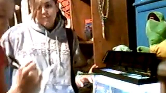 Samantha Buys a Fish [[better version]] смотреть онлайн