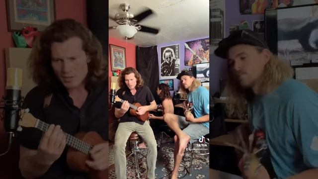 The Jungle Book // I Wanna Be Like You // Louis Prima // Ukulele Cover By Band Of Gringos смотреть онлайн