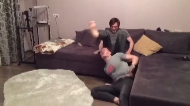 Шапик и Мартыненко "Рестлинг" | YOUR PERISCOPE смотреть онлайн