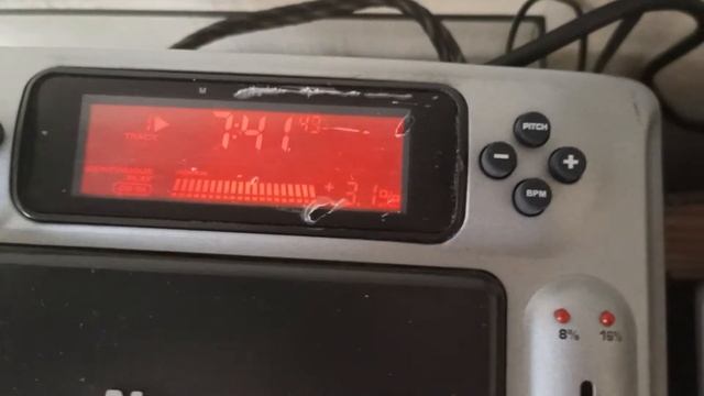 Numark Axis 4 CD Players