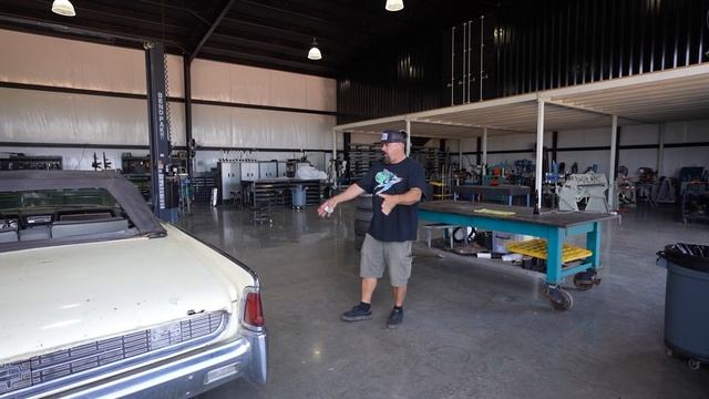 Surprising BRAD DEBERTI With THE Ken Miles Superformance GT40 смотреть онлайн