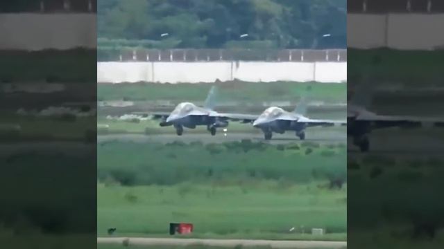 Amazing Youtube Short Yak-130 Jet Top Landings Videos_ fastest fighter jet смотреть онлайн