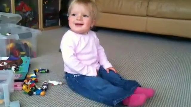 Ella watching Baby Shakespeare 1 смотреть онлайн