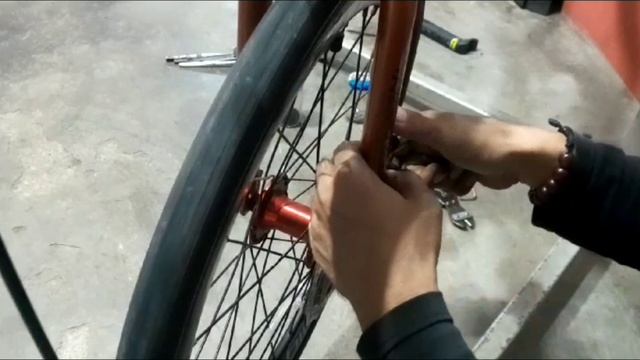 OVERHAUL SEPEDA SELI BEKAS MAIN DIPANTAI...part 4 смотреть онлайн