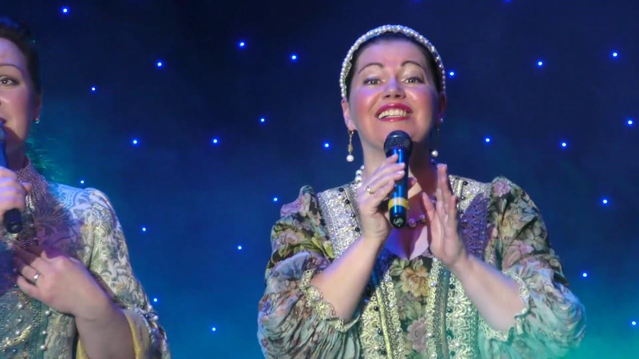 "Обошла меня любовь", муз. А.Аверкина, сл. А.Гатова и В.Демина.