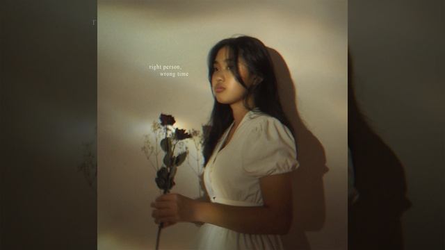 Right Person, Wrong Time смотреть онлайн