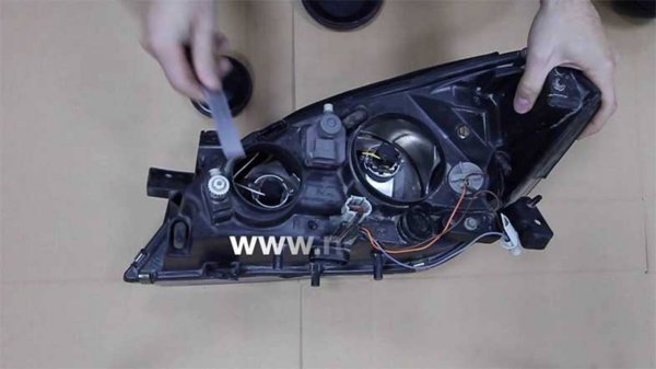 Как подобрать крышку для фары