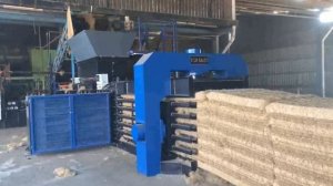 tcm baler-horizontal waste baling press waste paaper baling press waste cardboard