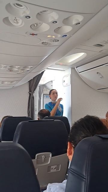 Самолёт Авиакомпании Скат,инструкция перед вылетом. Sharm El Sheikh, Almaty. смотреть онлайн